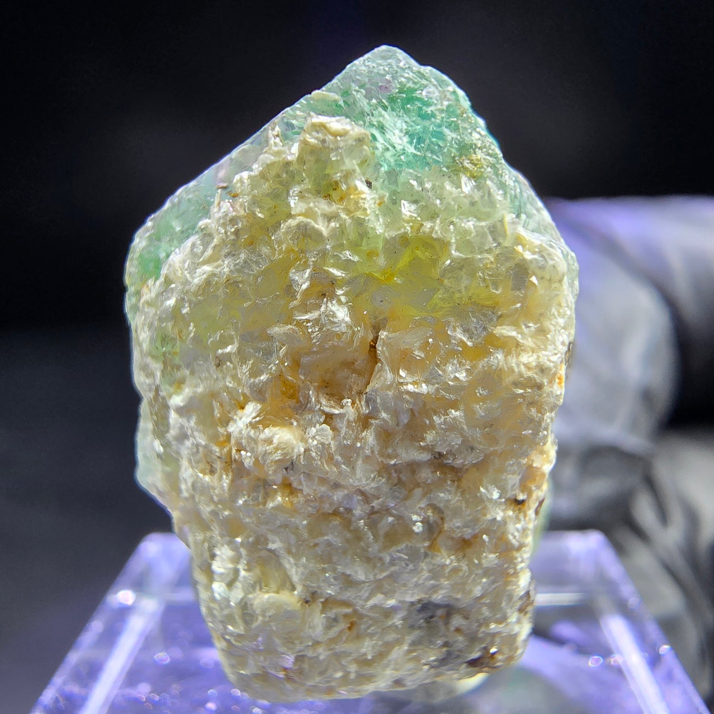 Seltene Phantom Fluorit Würfel, Muskovit Stufe 31*23*17mm aus Erongo, Namibia