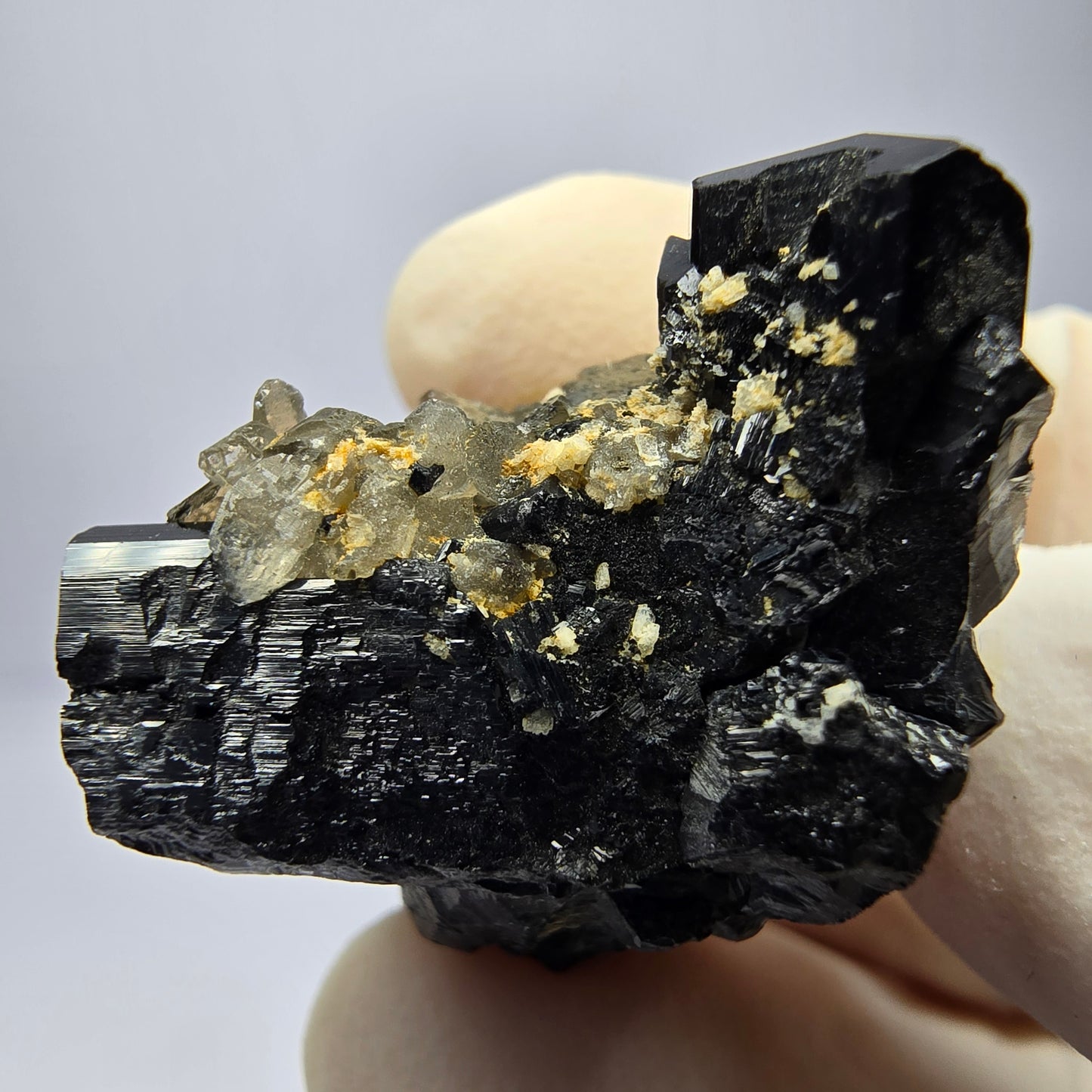 Symm. Schörl Turmalin Rauchquarz Stufe Erongo, Namibia 28*21*19mm Sammlung