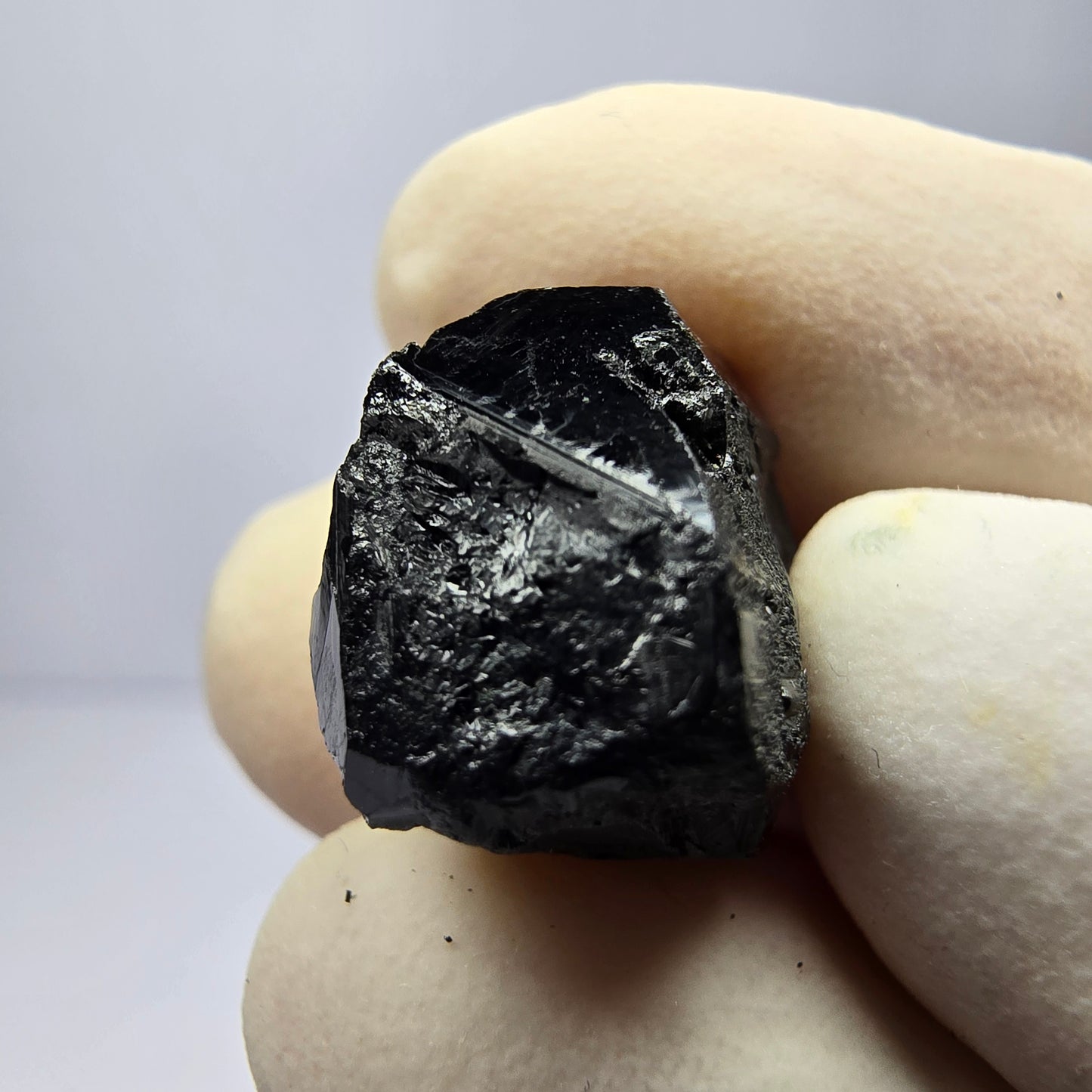 Schöne Schörl Turmalin Stufe schwarz Erongo, Namibia 15*14*12mm Sammlung