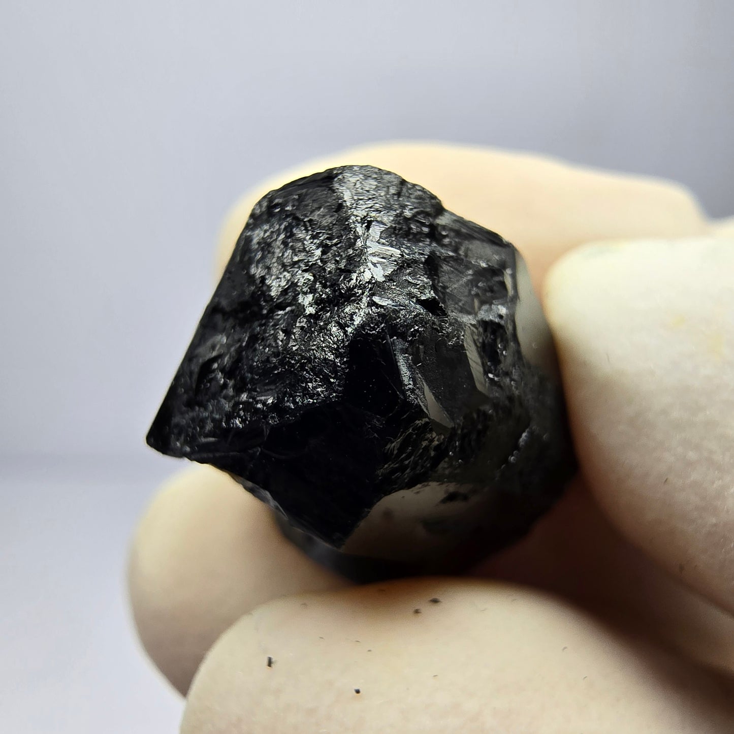Schöne Schörl Turmalin Stufe schwarz Erongo, Namibia 15*14*12mm Sammlung