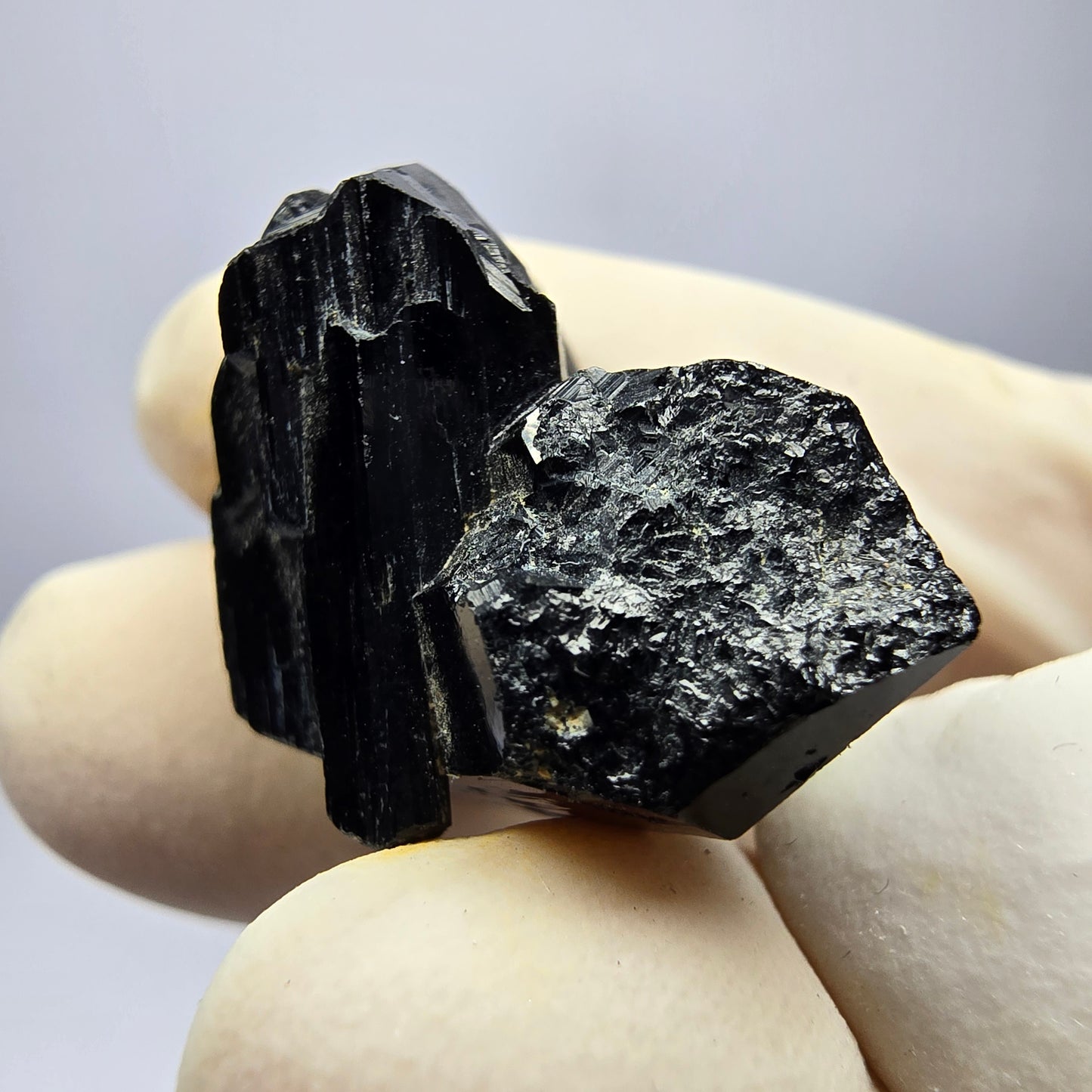 Schöne Schörl Turmalin Stufe schwarz Erongo, Namibia 24*21*14mm Sammlung