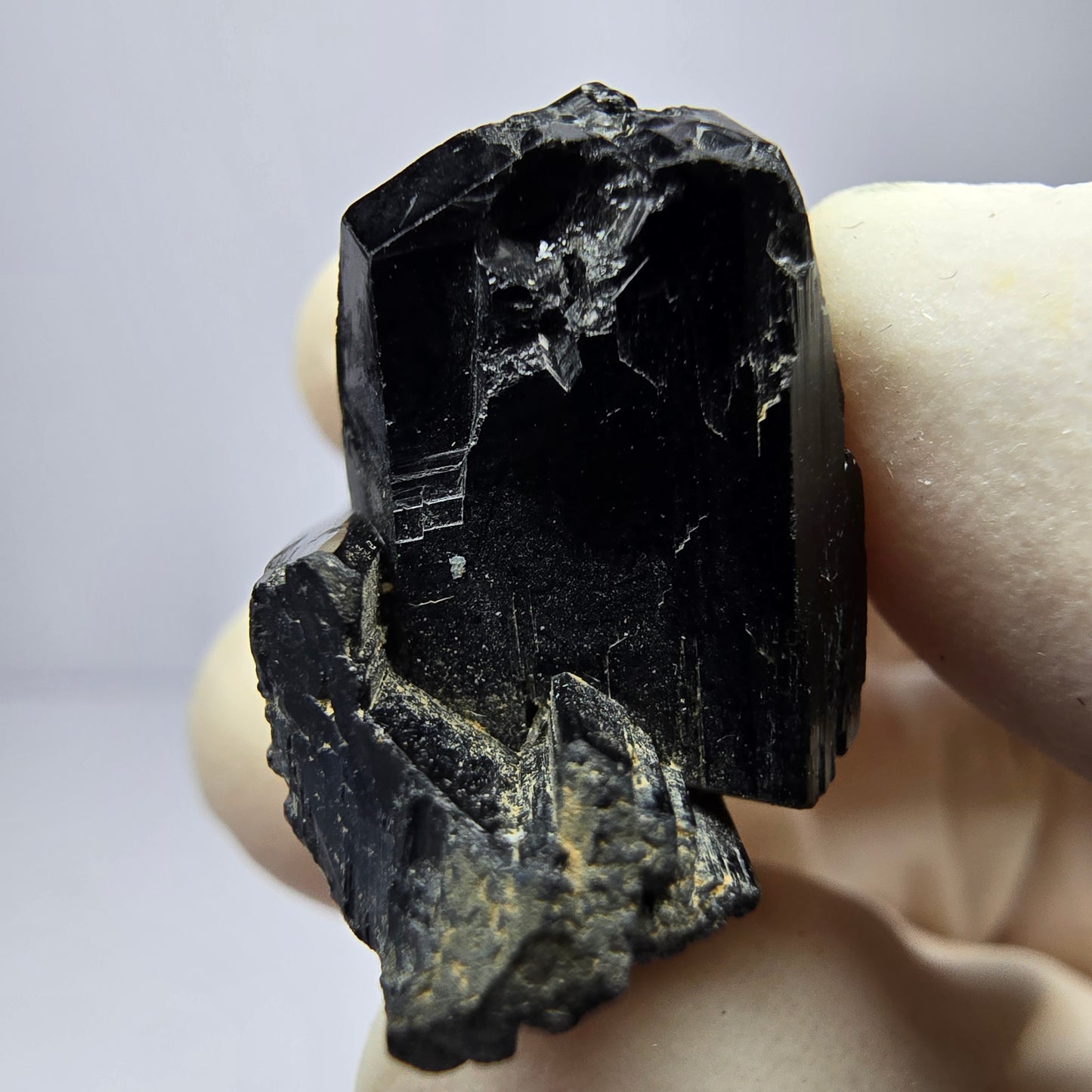 Schöne Schörl Turmalin Stufe schwarz Erongo, Namibia 24*21*14mm Sammlung