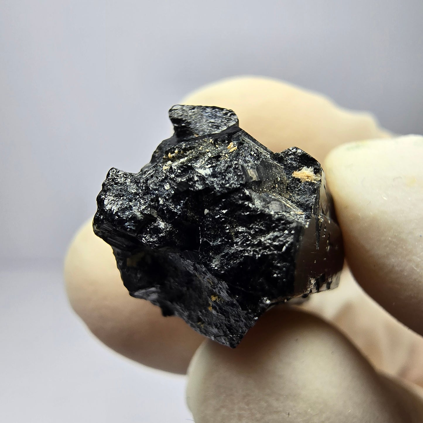 Schöne Schörl Turmalin Stufe schwarz Erongo, Namibia 24*12*14mm Sammlung