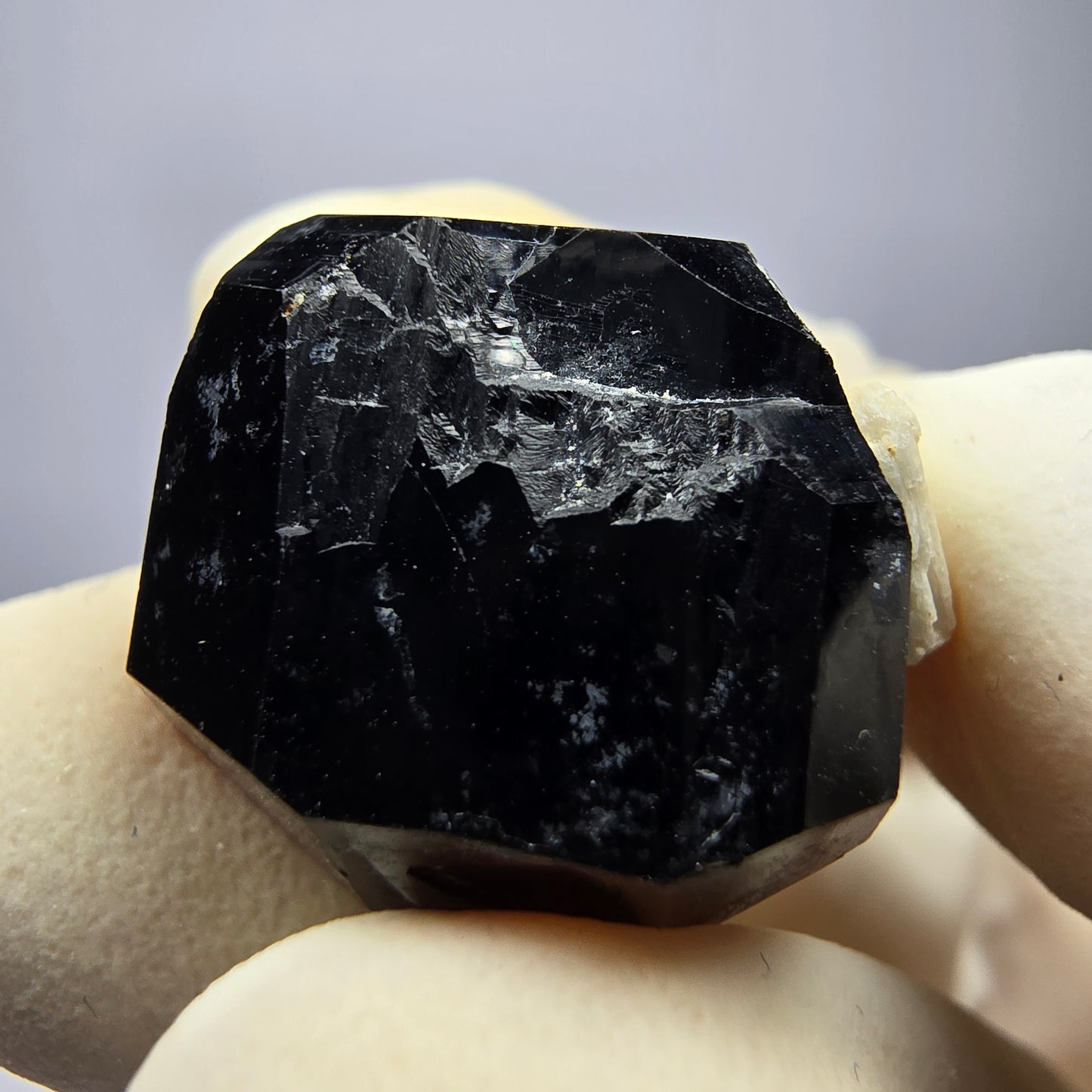 Symm. Schörl Turmalin Orthoklas Hyalit Stufe Erongo, Namibia 18*17*13mm Sammlung
