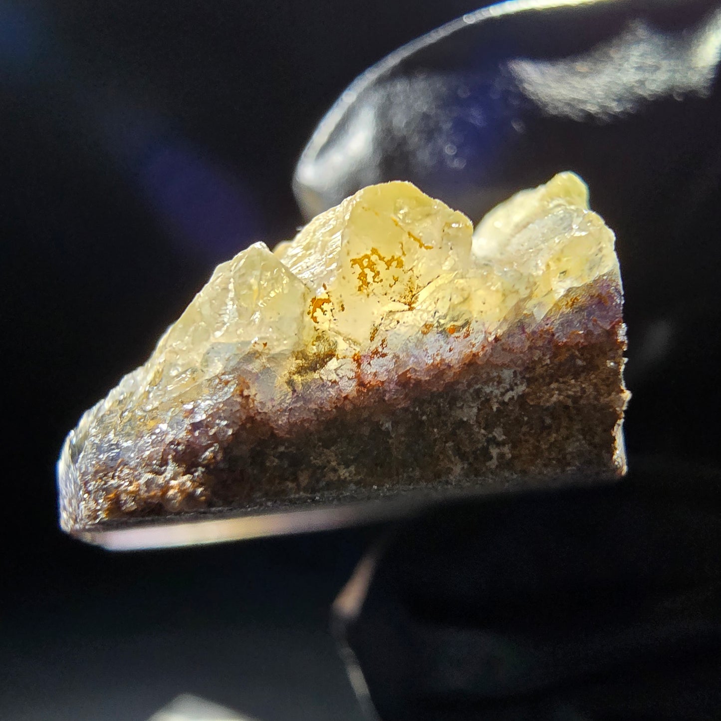 Honey Pocket Phantom Fluorite stage jaune violet Okorusu Namibie 49*27*11mm collection
