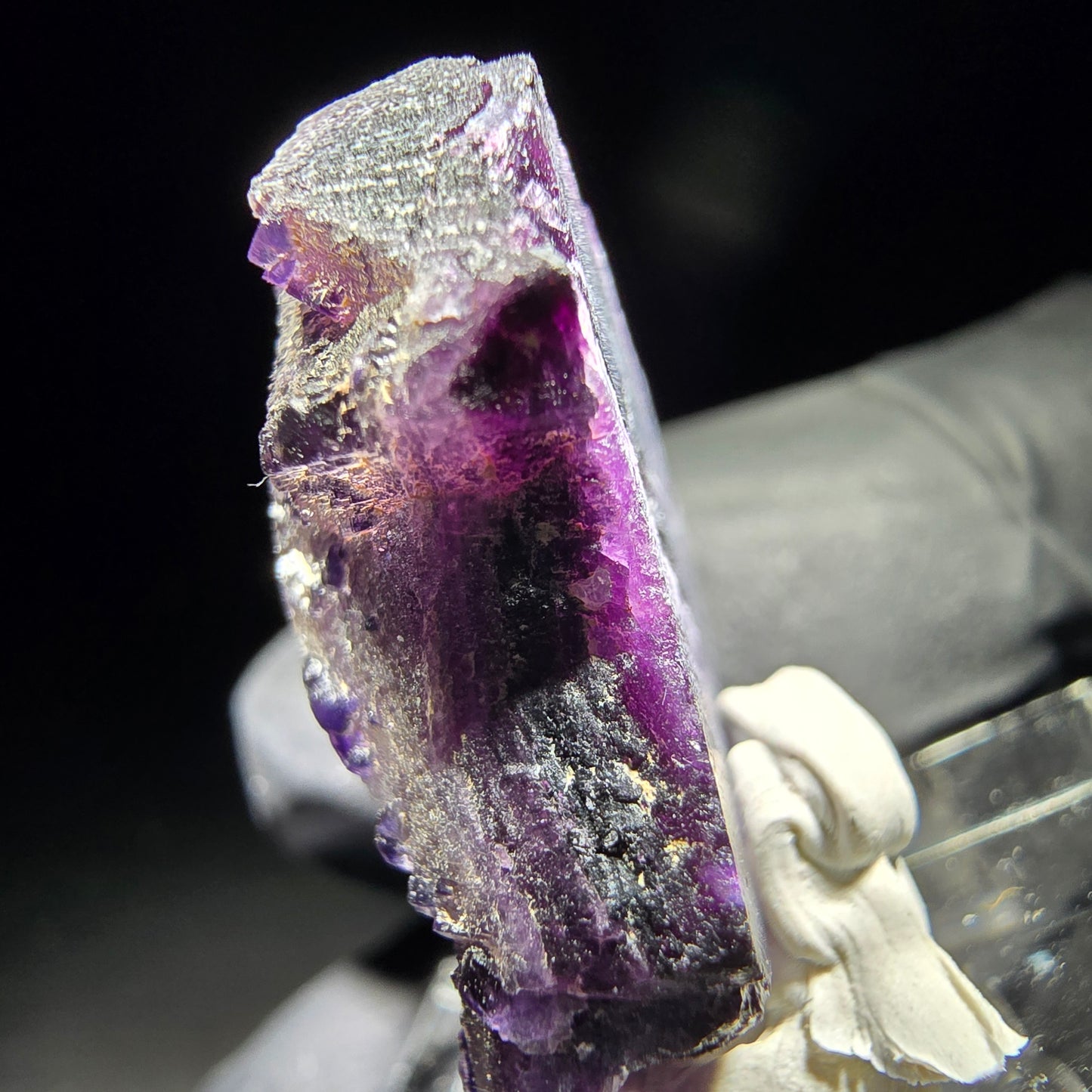 Stade de cube de fluorite fantôme violet Okorusu, namibie 23*22*9mm collection minérale