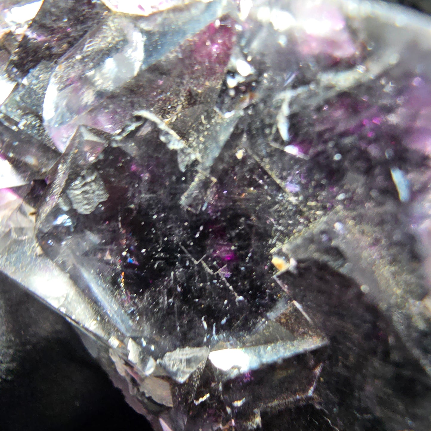 Stade de cube de fluorite fantôme violet Okorusu namibie 47*23*12mm collection minérale