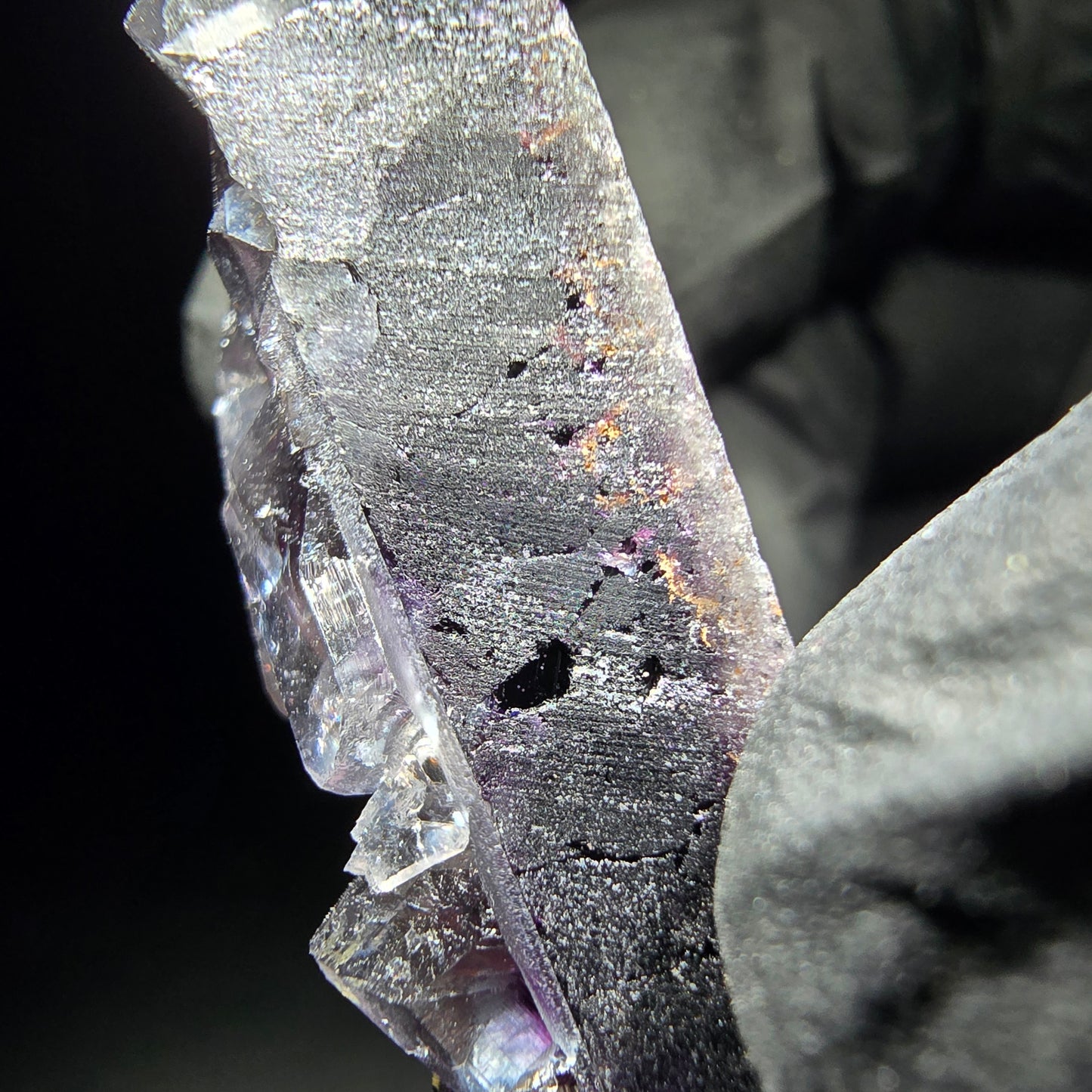 Stade de cube de fluorite fantôme violet Okorusu namibie 47*23*12mm collection minérale