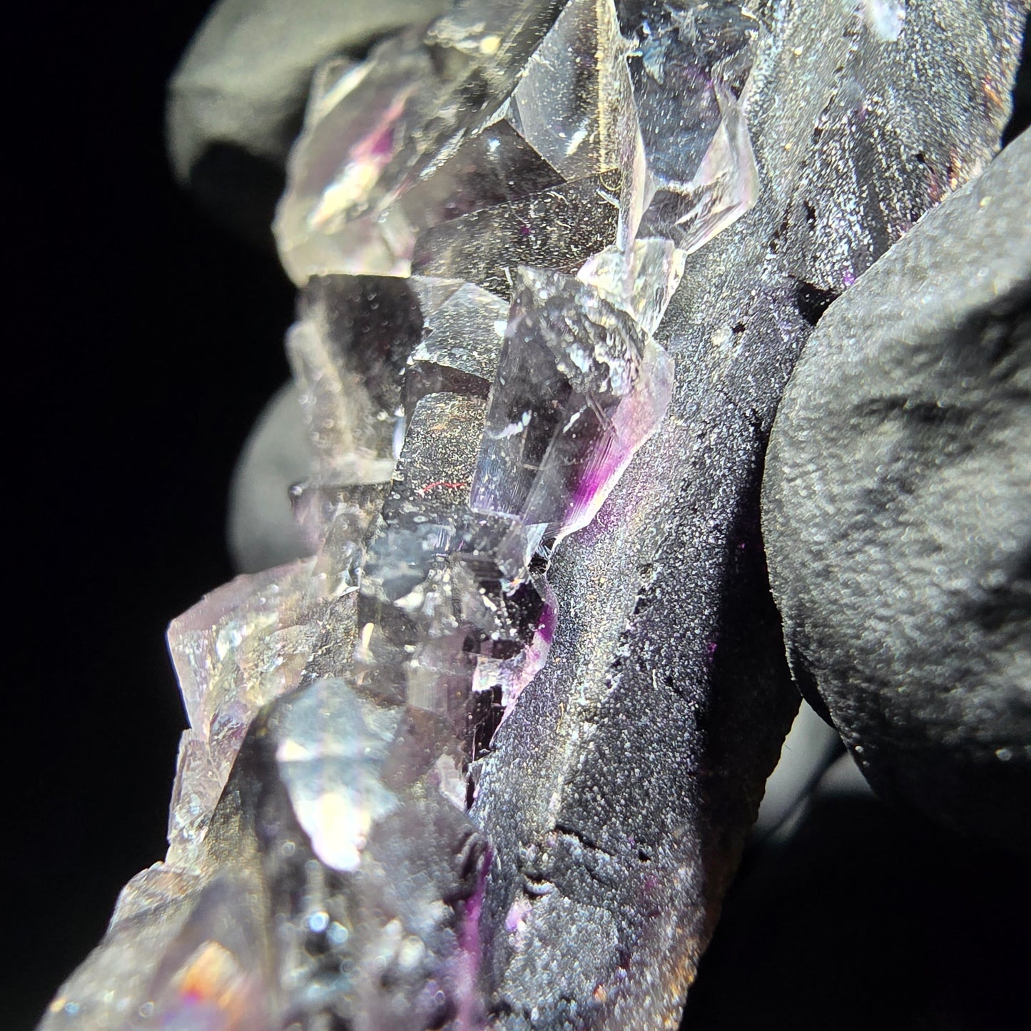 Stade de cube de fluorite fantôme violet Okorusu namibie 47*23*12mm collection minérale