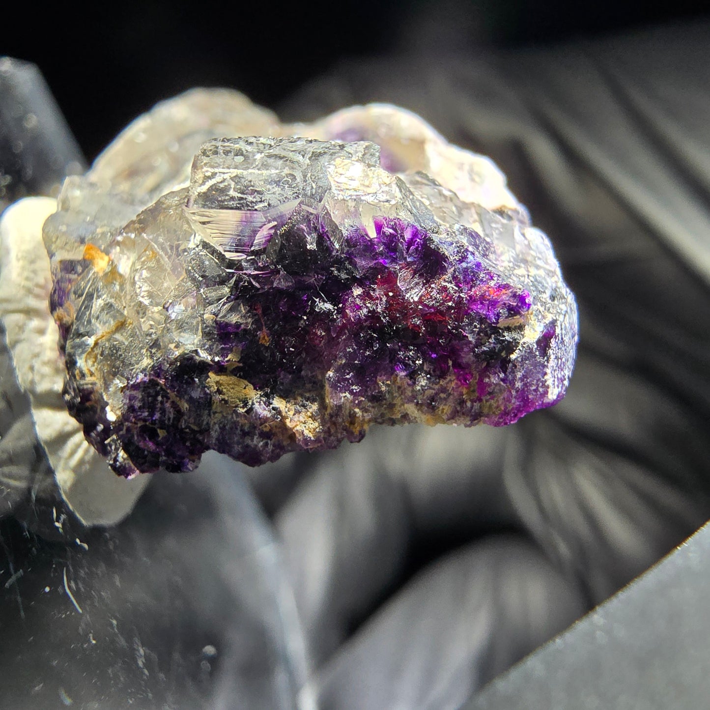 Phantom Fluorite Cube Tier Violet Blanc Okorusu, Namibie 41*21*12mm Collection