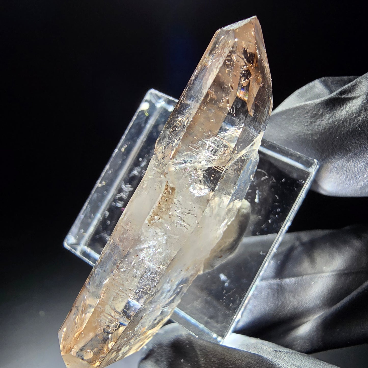 Phantom Rauchquarz Doppelender Spitze Goboboseb, Namibia 47*16*8mm Sammlung