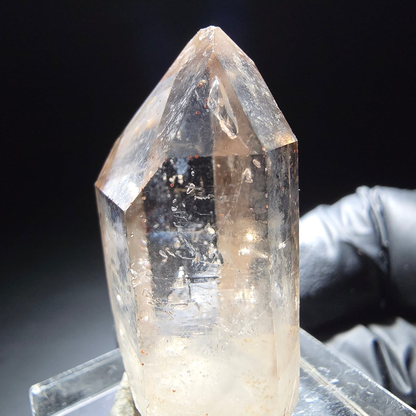 Klare Phantom Rauchquarz Spitze Goboboseb, Namibia 35*19*12mm Mineraliensammlung