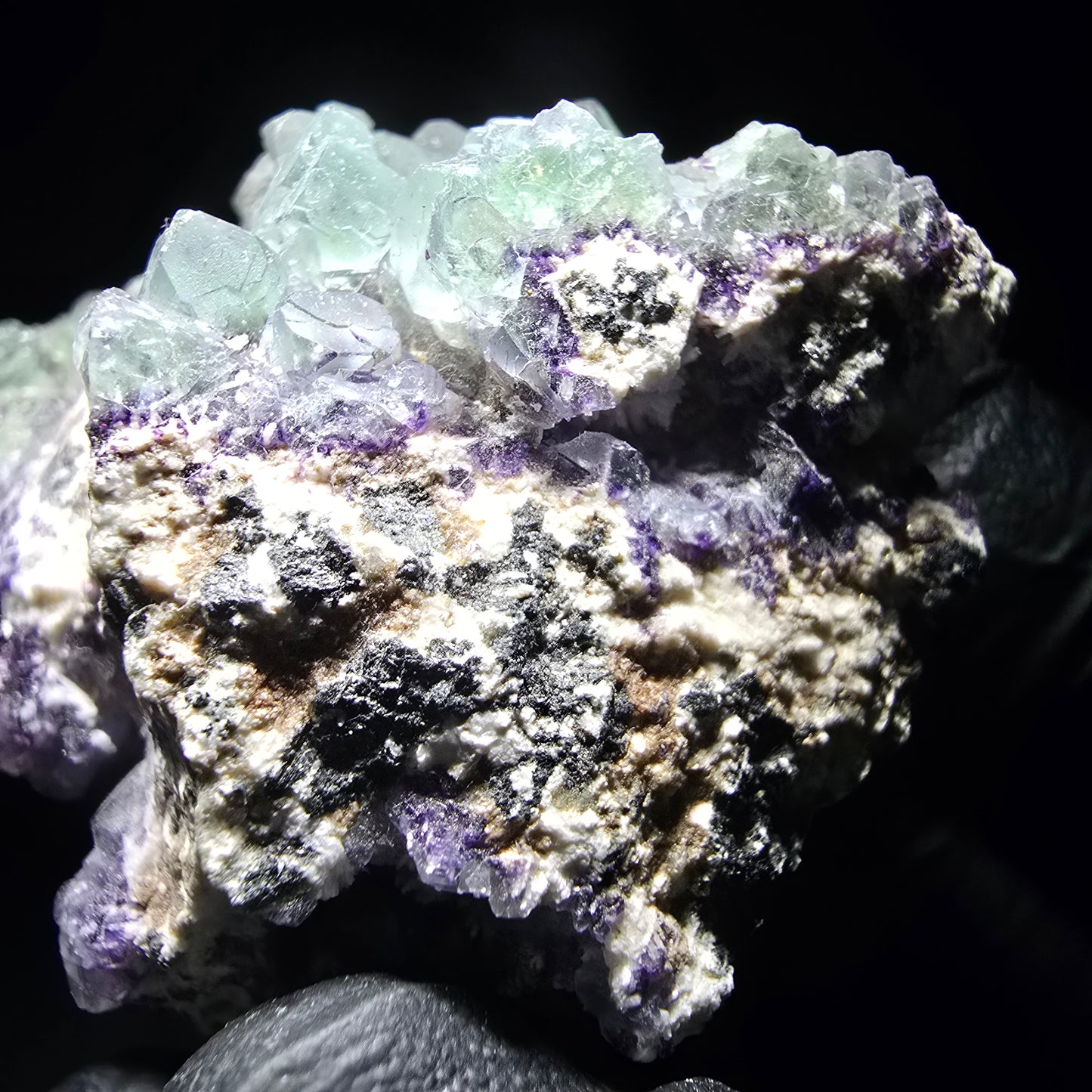 Zonare Fluorit Muskovit Schörl Orthoklas Stufe Erongo Namibia 56*42*29mm