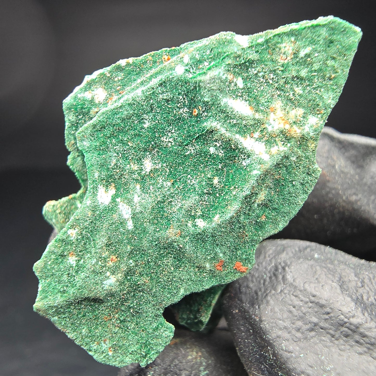 Spécimen rare de malachite, vert Kaokoveld, collection minérale 35*26*19mm namibie