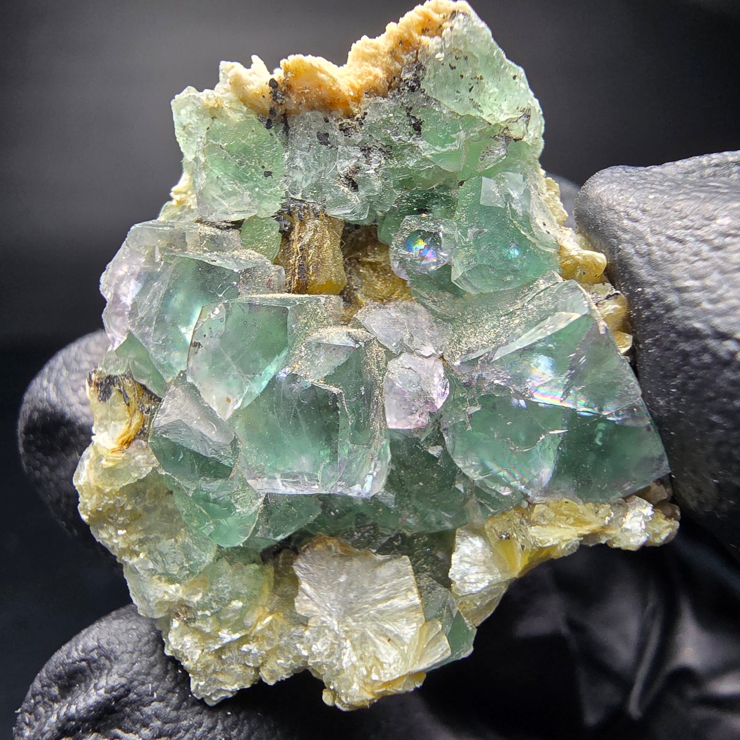 Cubes de fluorite transparents verts avec qualité muscovite, Collection Erongo namibie 29x24x19mm