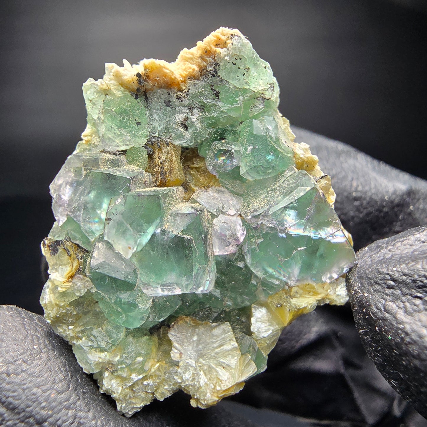 Cubes de fluorite transparents verts avec qualité muscovite, Collection Erongo namibie 29x24x19mm