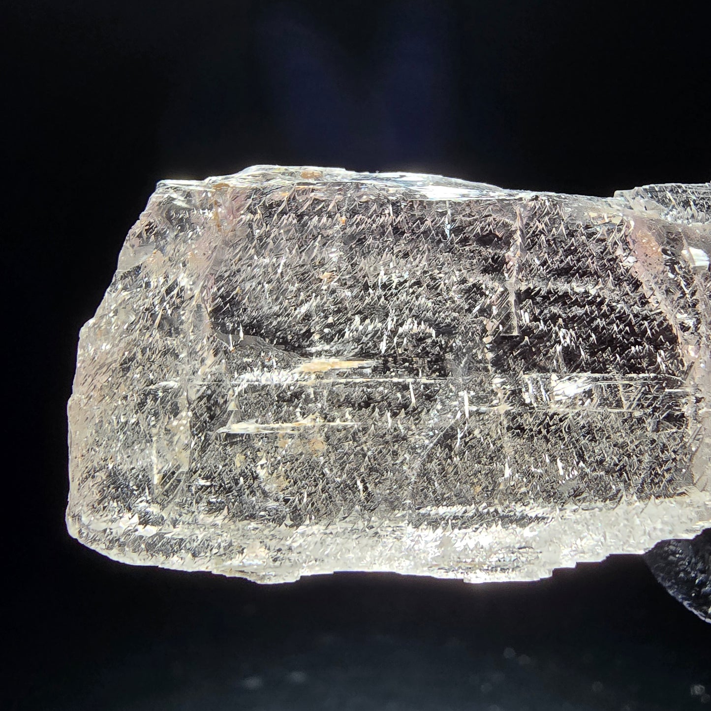 Seltener Kunzit X Spodumen Kristall rosa UV Mineral 80*26*5mm aus Brasilien