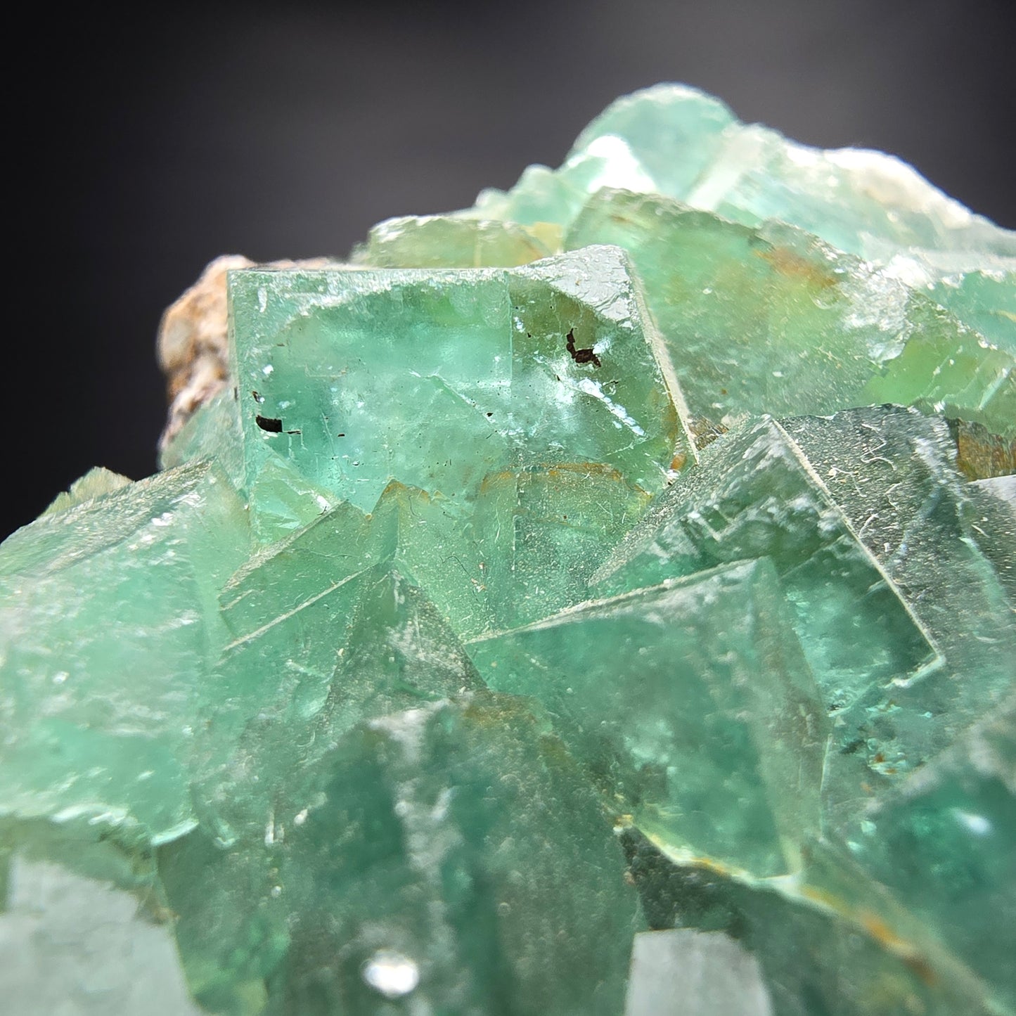 Cube de fluorite fantôme transparent, vert Okorusu, Collection namibie 68x51x17mm