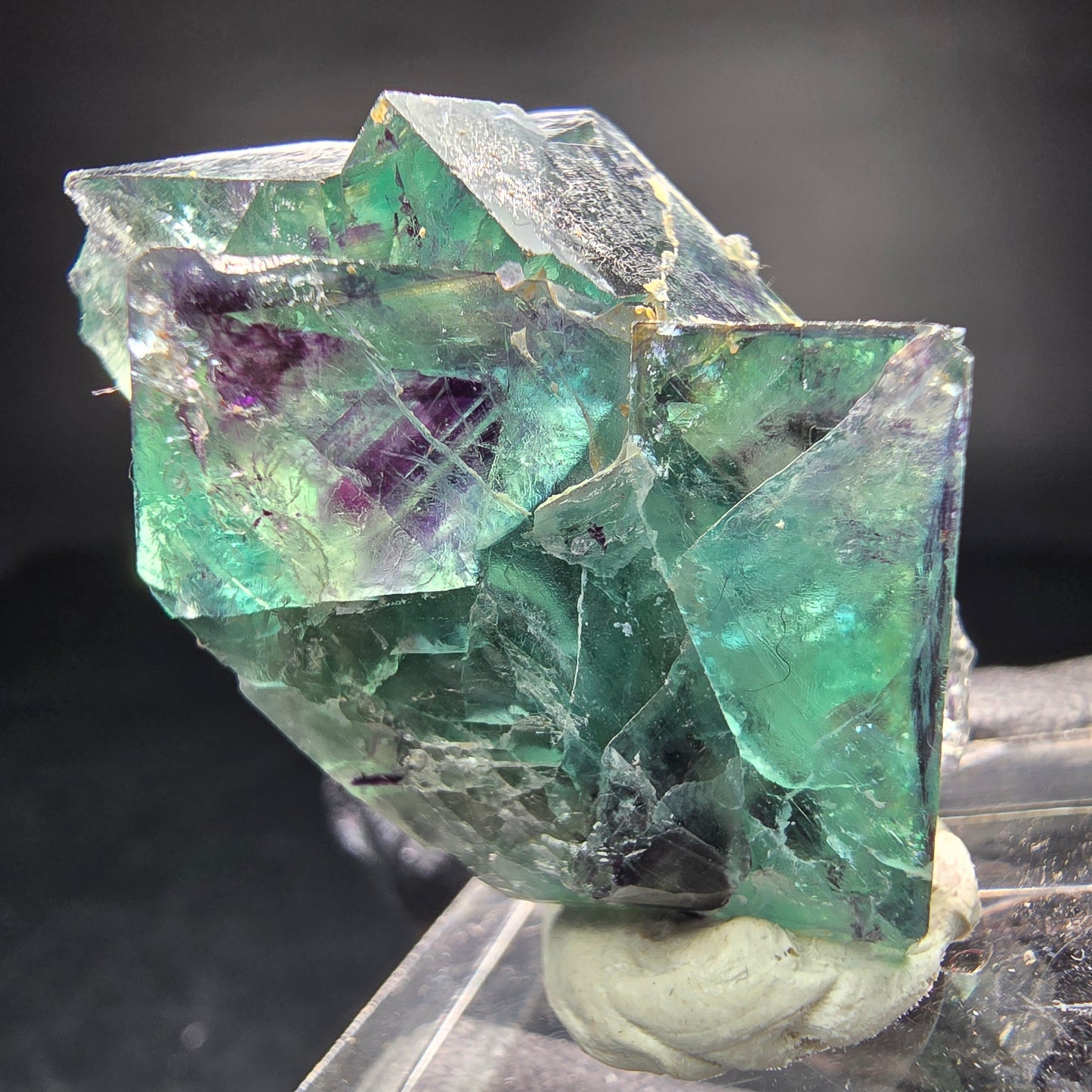 Seltene zonare Phantom Fluorit Würfel Stufe grün lila Okorusu Namibia 39*22*21mm