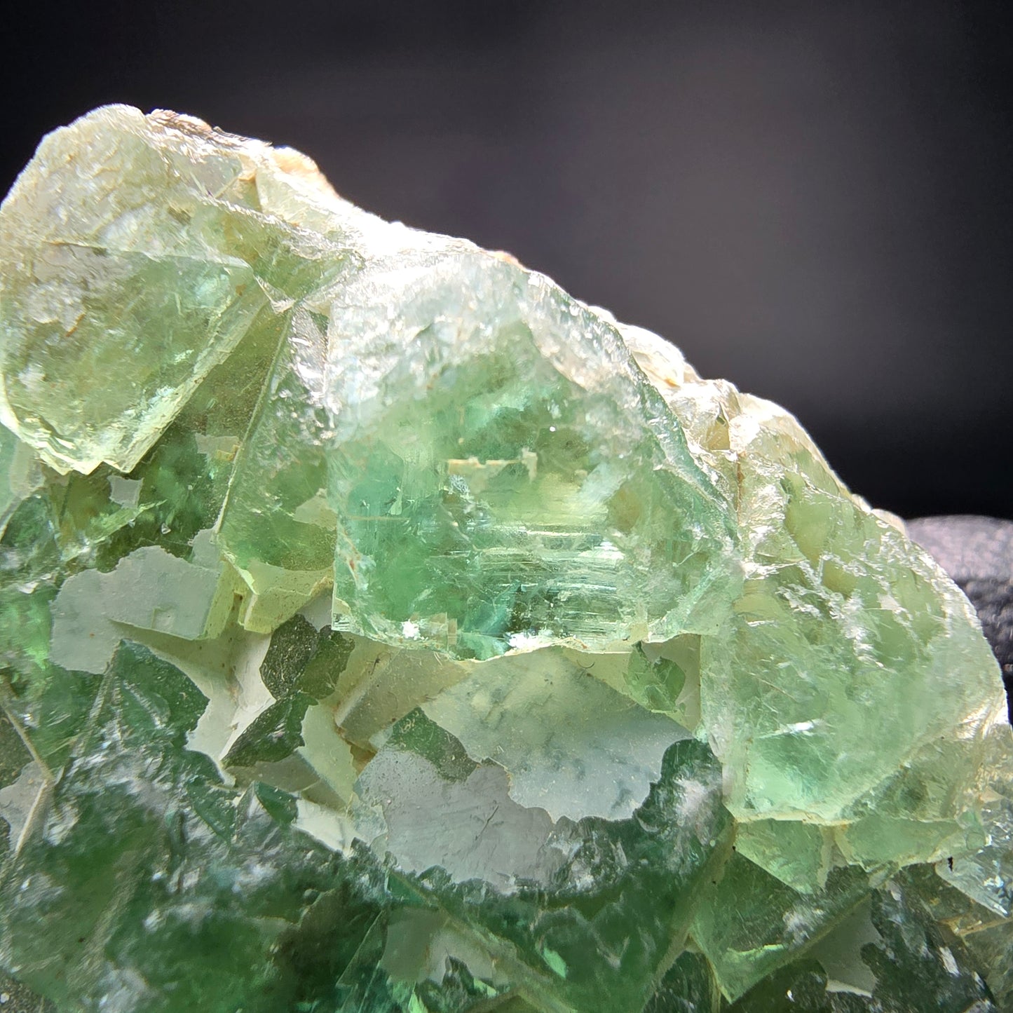 Cubes de fluorite très clairs niveau vert Okorusu, collection Namibie 47*47*17mm