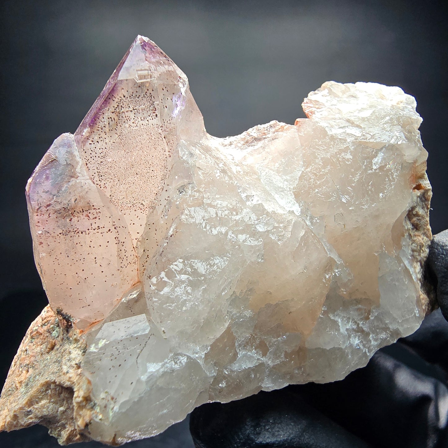 Klare Phantom Amethyst Stufe lila weiß Brandberg, Namibia 67*50*42mm Sammlung