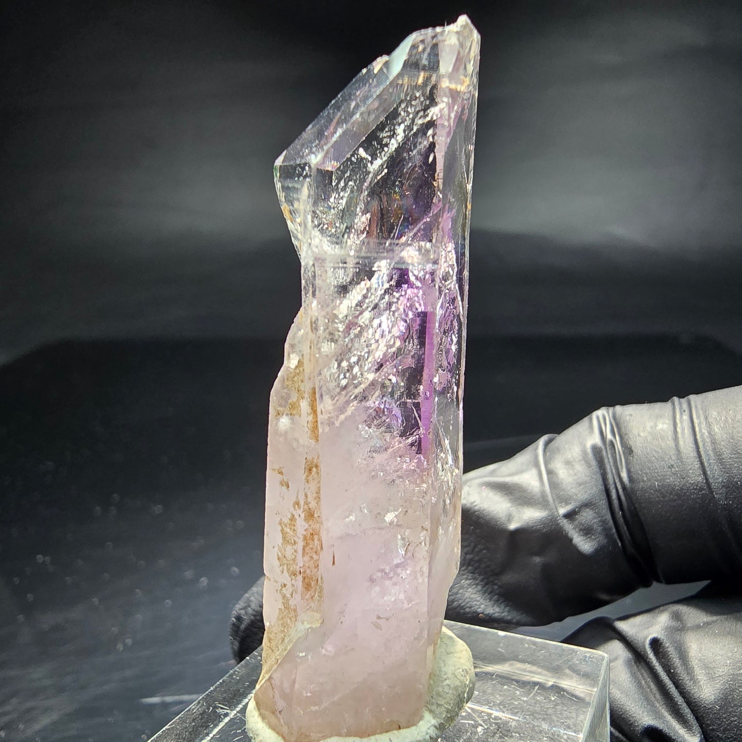 Sceptre d'améthyste fantôme clair, pointe Goboboseb namibie, Collection 50x16x13mm