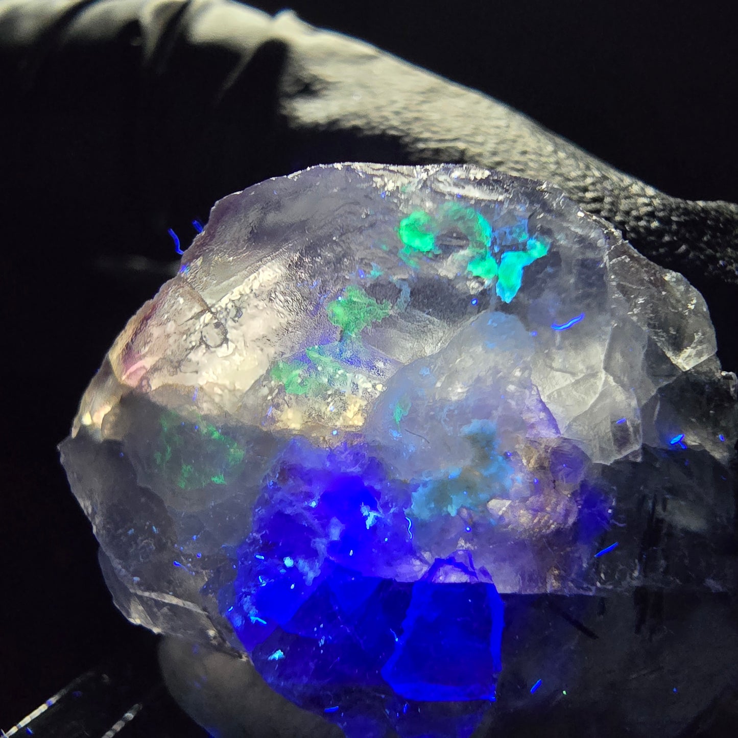 Klare Phantom Fluorit Würfel, Schörl, Hyalit Stufe Omehane, Namibia 29*28*18mm