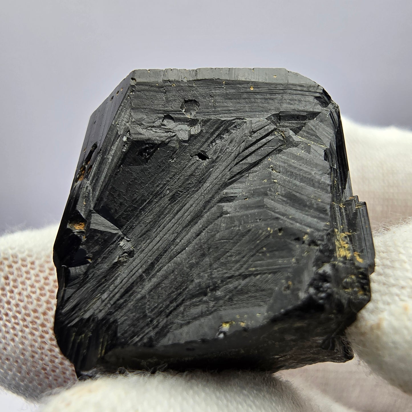 Symmetrischer Schörl Turmalin schwarz glänzend Erongo, Namibia 24*24*18mm