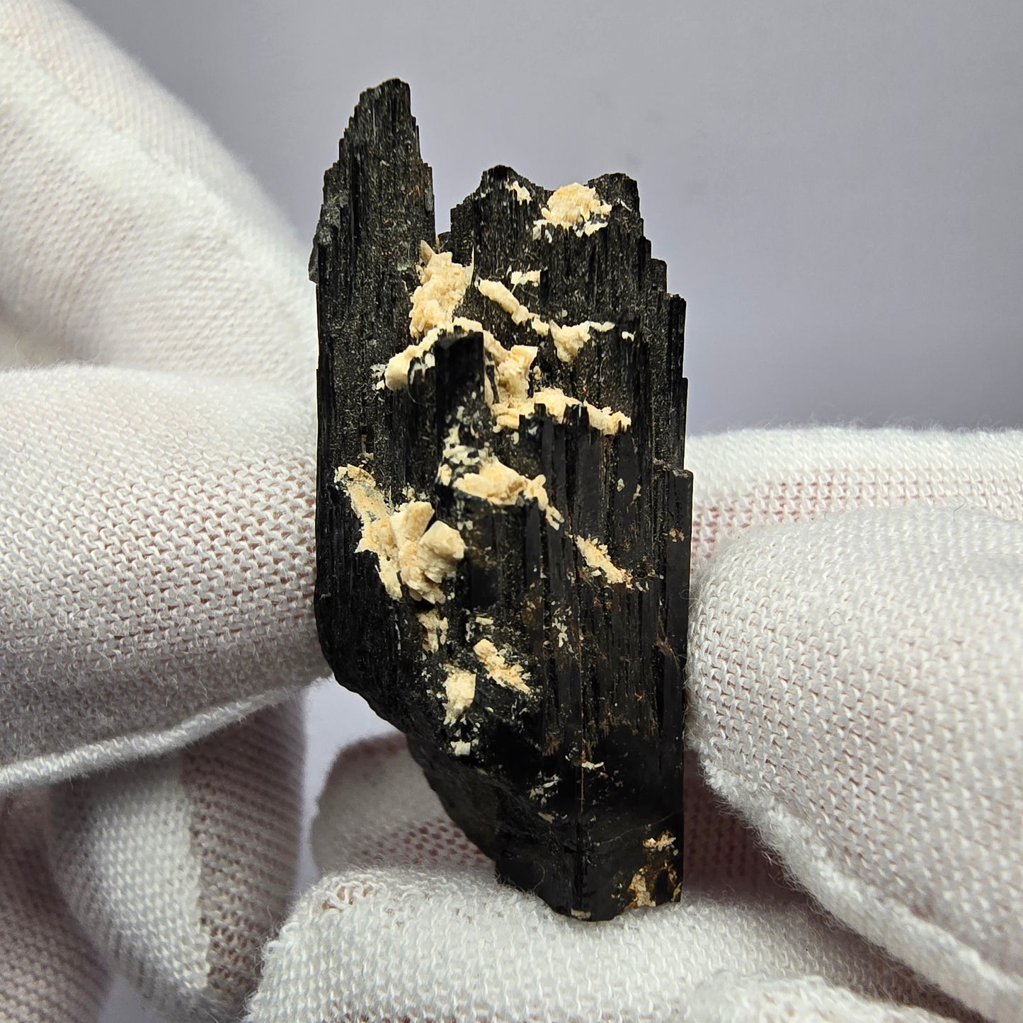 Schöner Schörl Turmalin schwarz glänzend Erongo, Namibia 36*16*16mm Sammlung