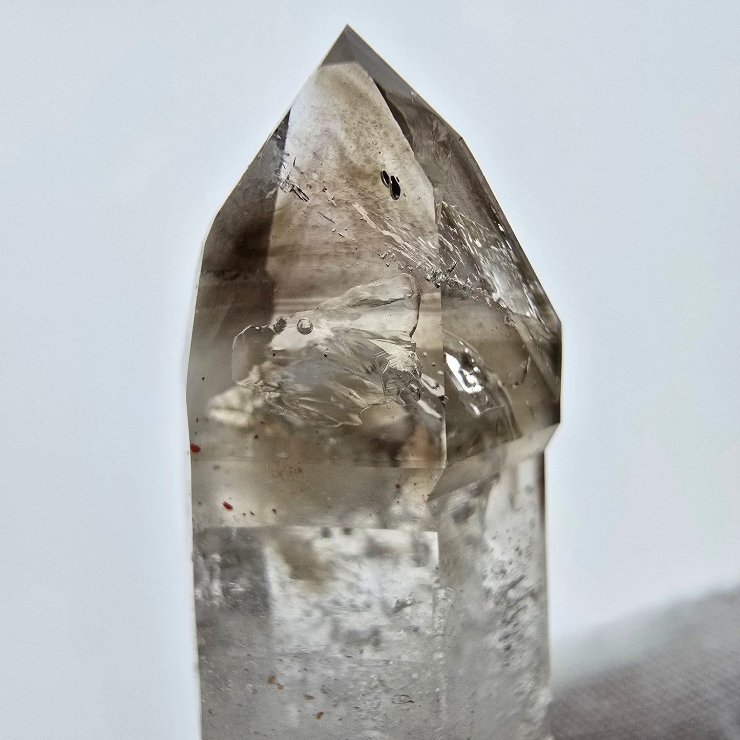 Enhydro Phantom Quartz fumé Sceptre Tip 1x Bubble Goboboseb, Namibie 50*19*18mm