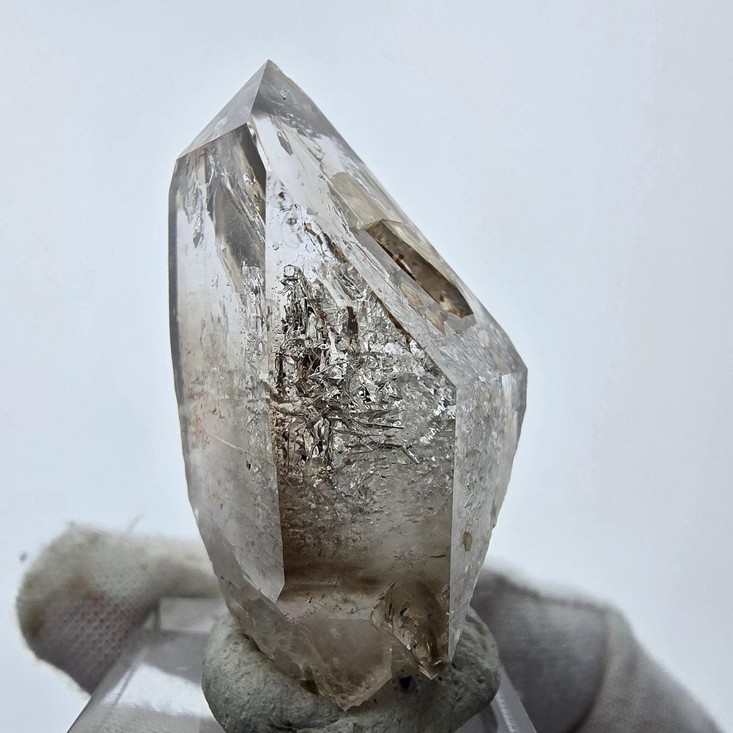 Enhydro Phantom Smoky Quartz Sceptre Tip 1x Bubble Goboboseb, Namibie 42*25*21mm