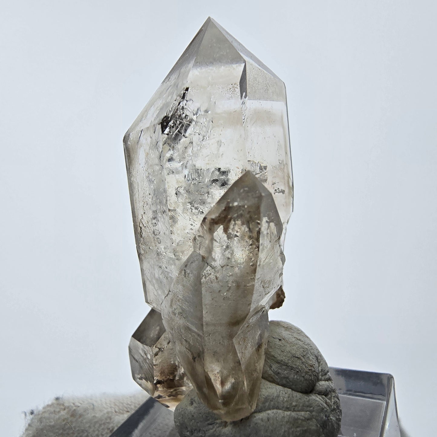 Enhydro Phantom Rauchquarz Doppelender 1x Blase Goboboseb, Namibia 46*21*20mm