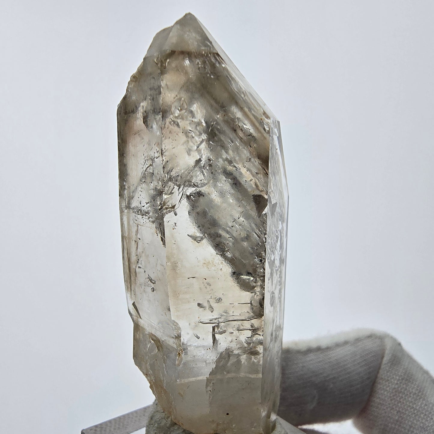 Enhydro Phantom Smoky Quartz Sceptre Tip 1x Bubble Goboboseb, Namibie 60*23*21mm