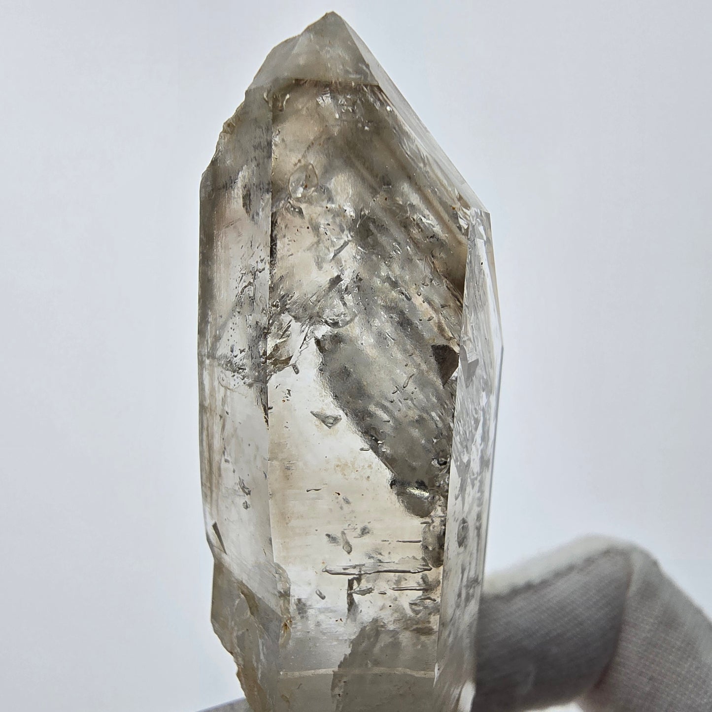 Enhydro Phantom Smoky Quartz Sceptre Tip 1x Bubble Goboboseb, Namibie 60*23*21mm