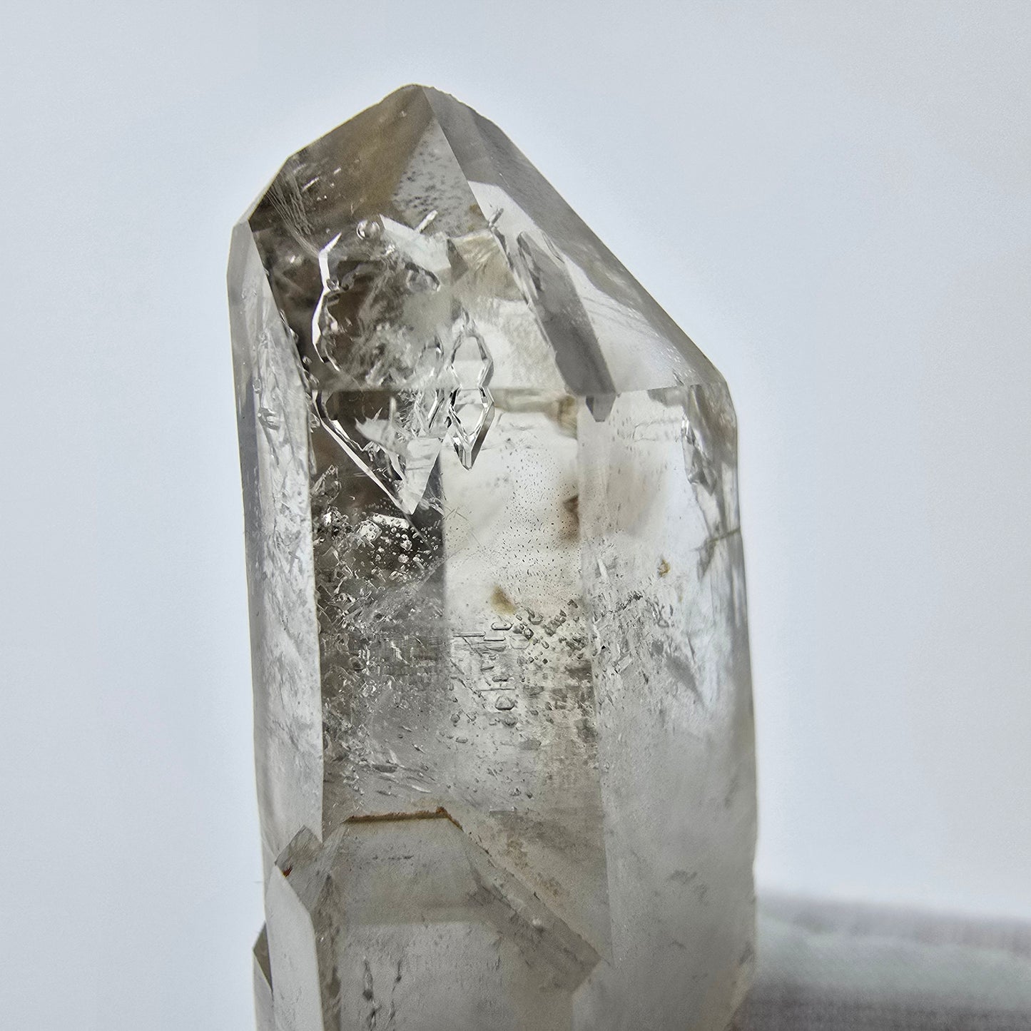 Enhydro Phantom Smoky Quartz Tip 1x Bubble Goboboseb, Namibie 47*23*14mm