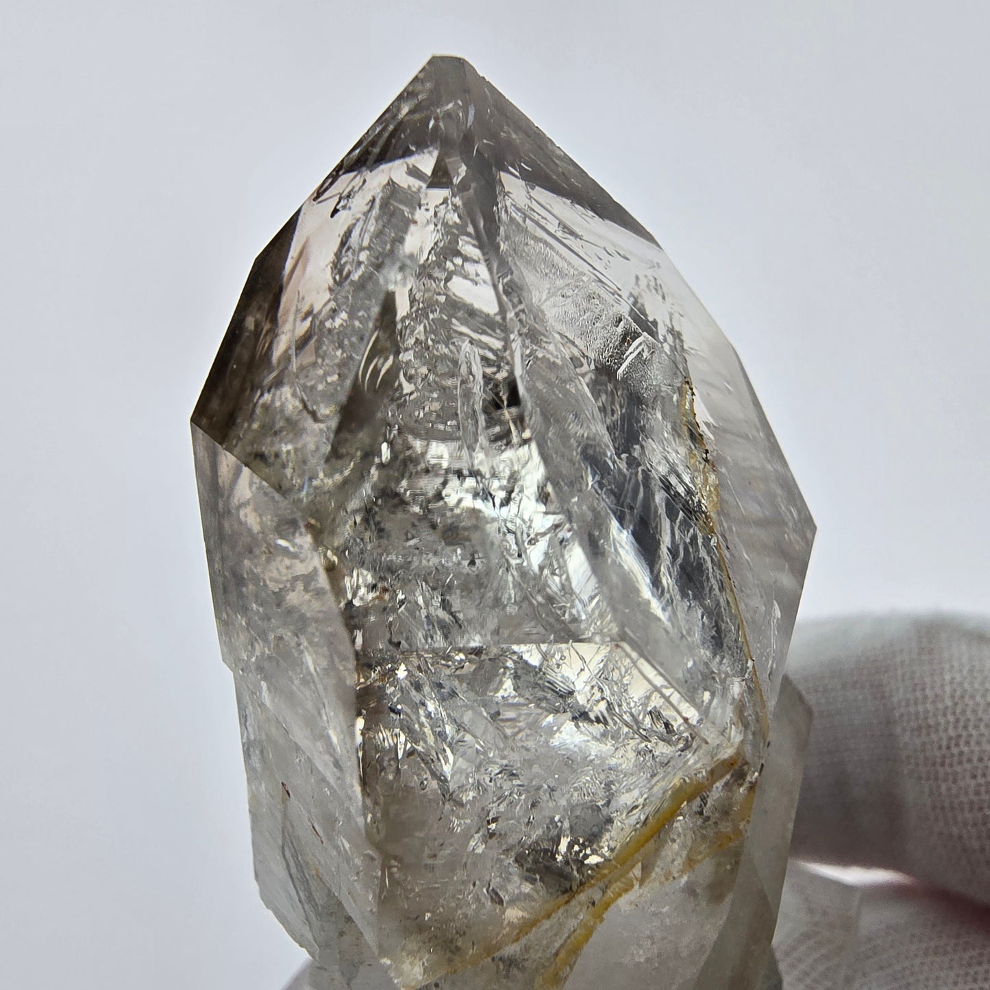 Enhydro Phantom Smoky Quartz Sceptre Tip 1x Bubble Goboboseb, Namibie 48*31*22mm