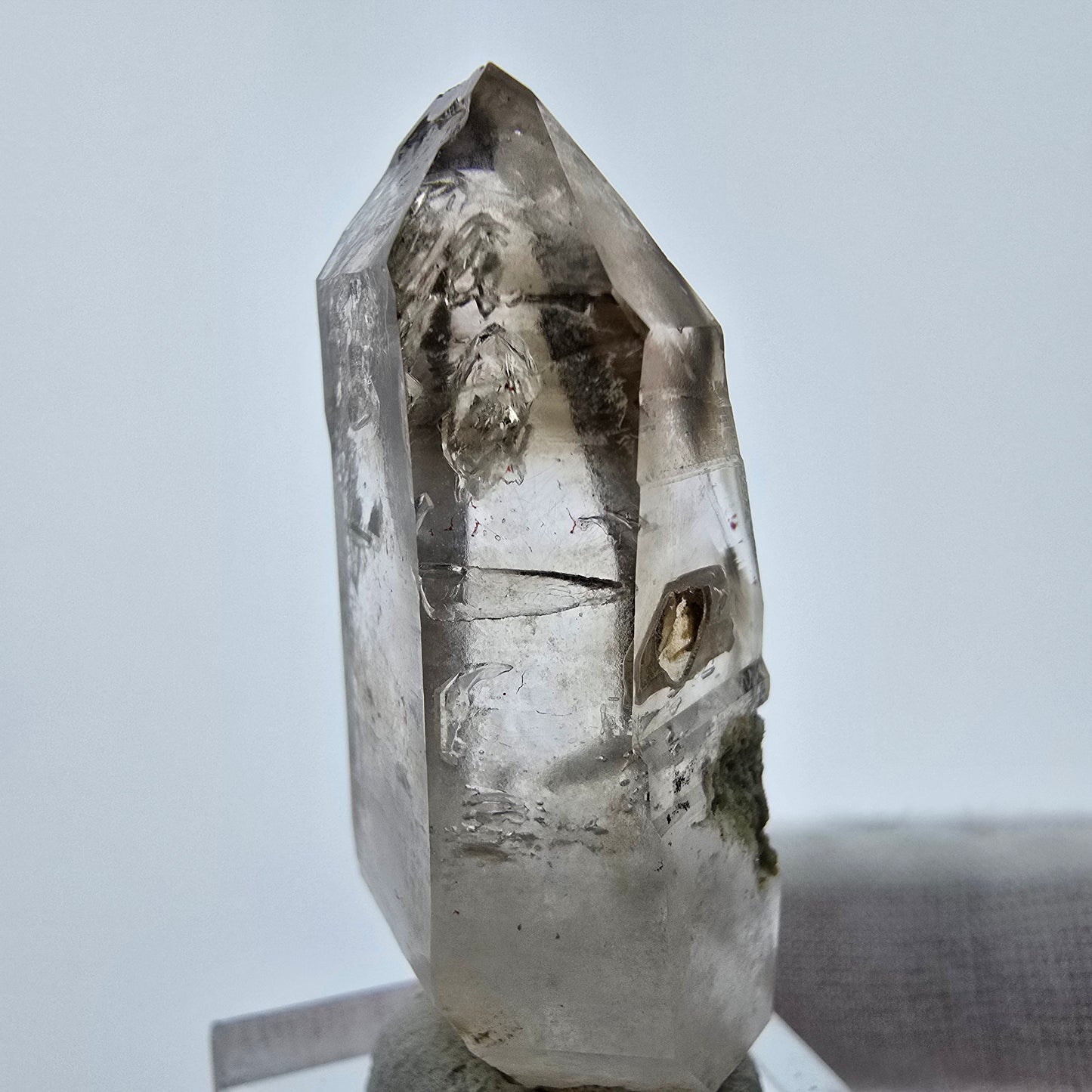 Enhydro Phantom Smoky Quartz Sceptre Tip 1x Bubble Goboboseb, Namibie 46*19*16mm