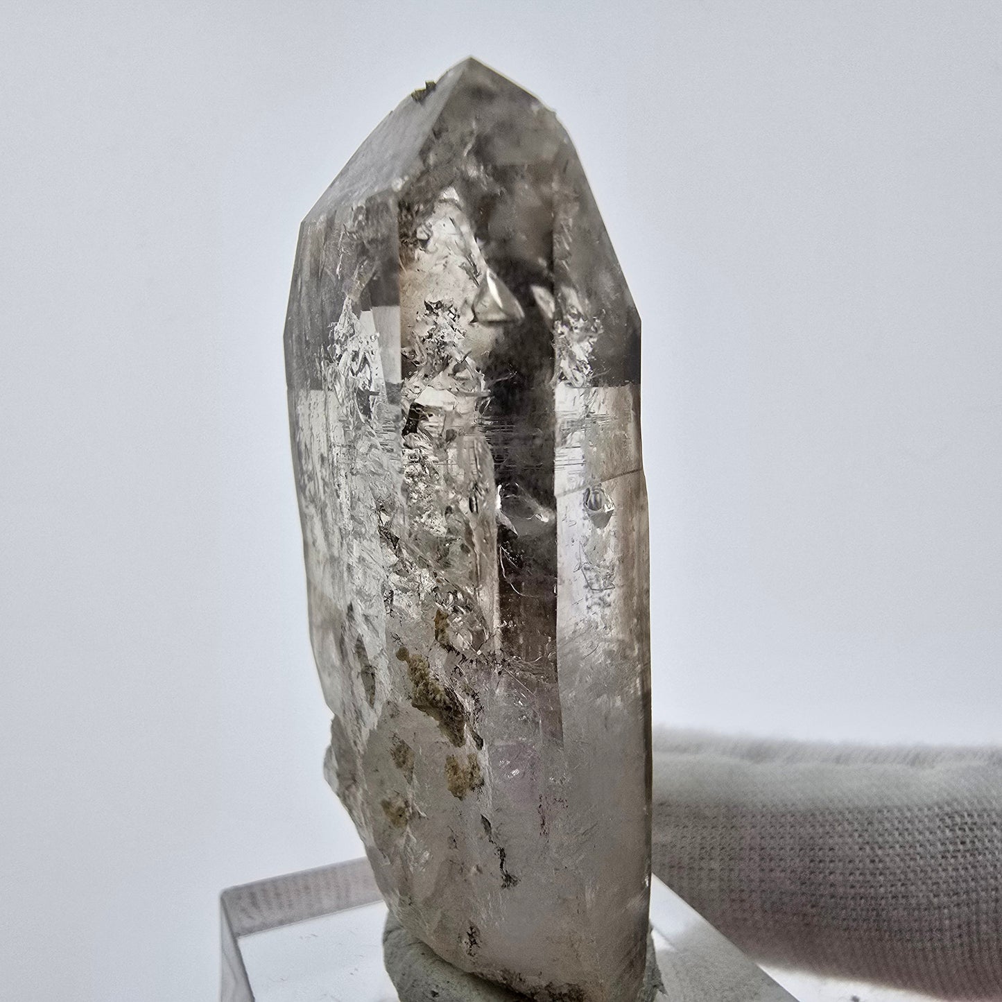 Enhydro Phantom Smoky Quartz Sceptre Tip 3x Bubble Goboboseb, Namibie 51*26*14mm