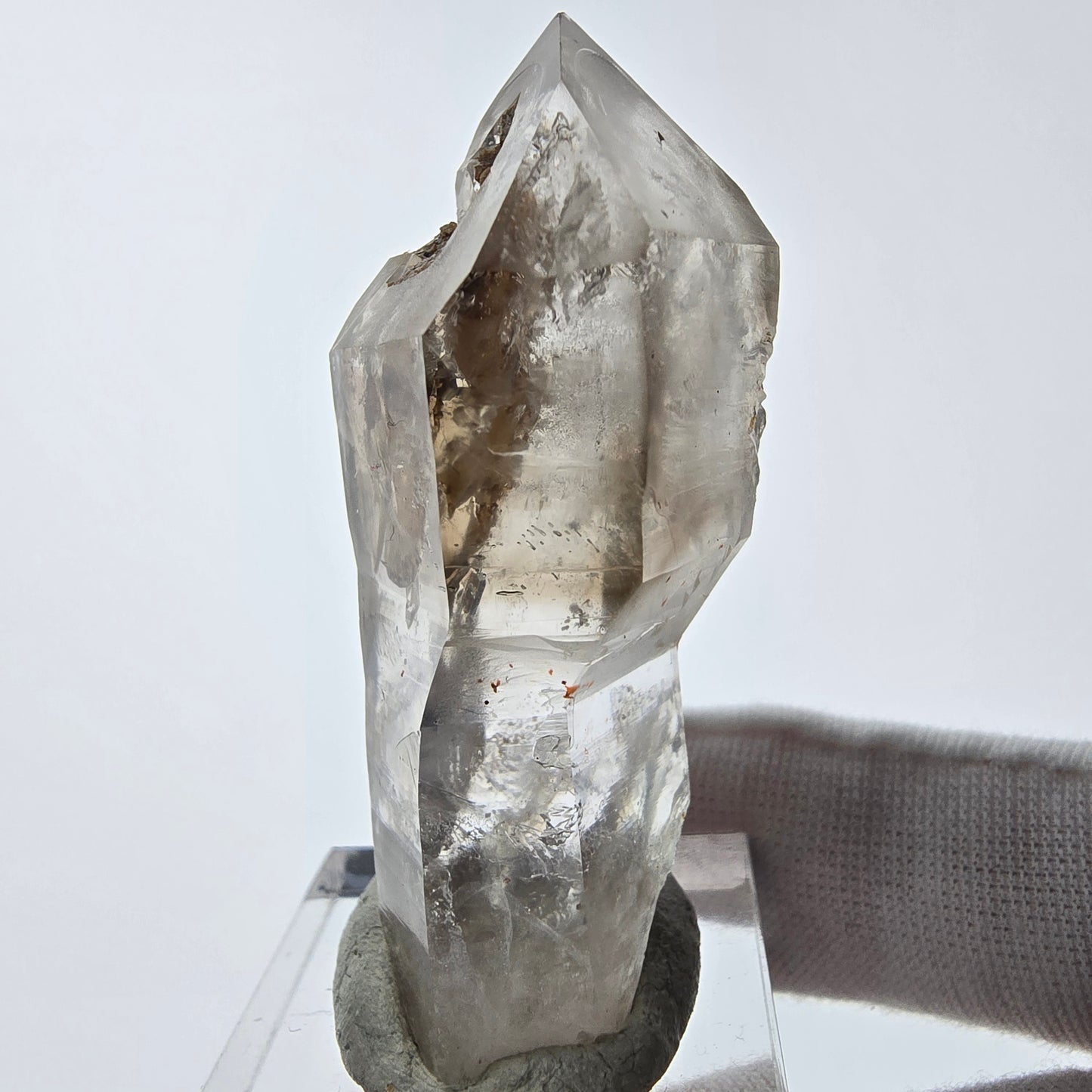 Enhydro Phantom Smoky Quartz Sceptre Tip 2x Bubble Goboboseb, Namibie 52*27*20mm