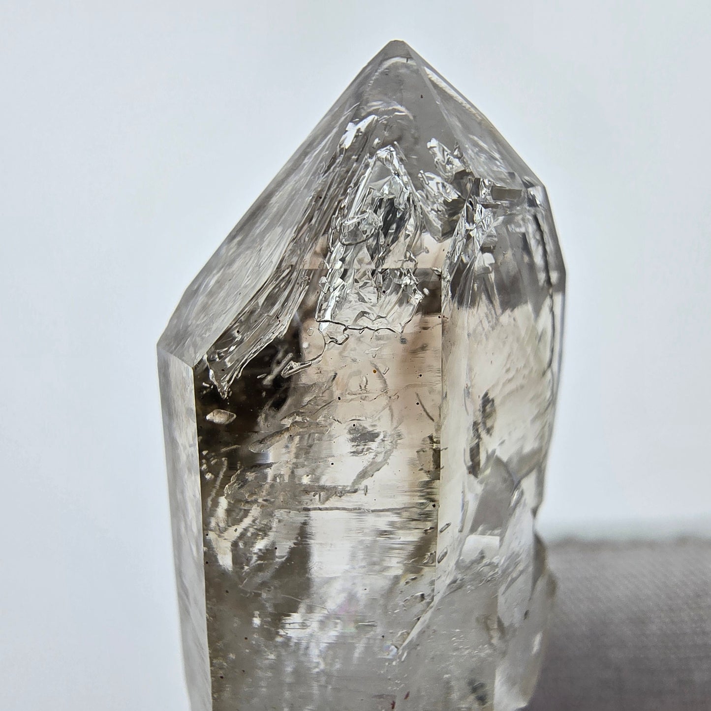 Enhydro Phantom Smoky Quartz Sceptre Tip 1x Bubble Goboboseb, Namibie 43*21*14mm