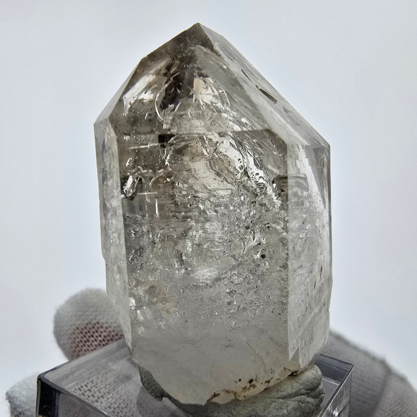 Enhydro Phantom Smoky Quartz Point 2x Bubble Goboboseb Namibie 42*31*19mm Collection