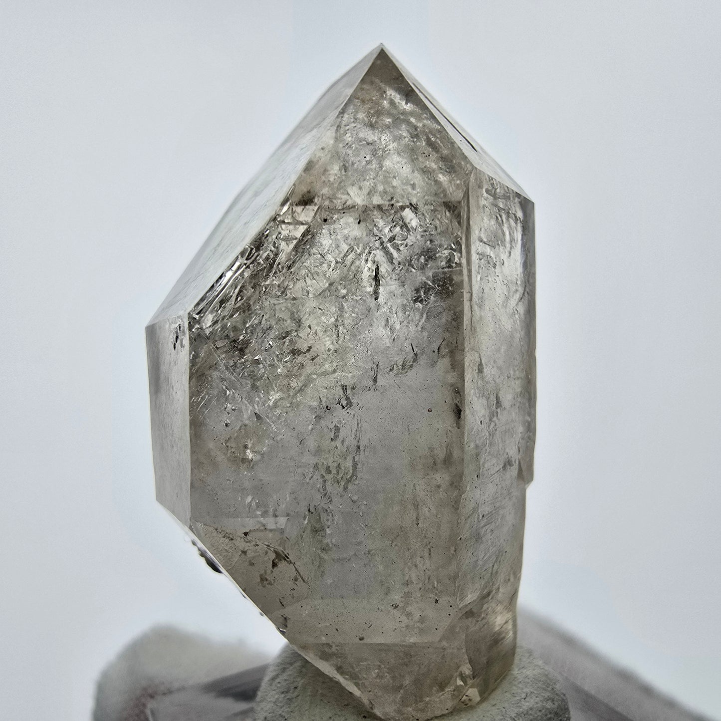 Enhydro Phantom Smoky Quartz Double Ended 1x Bubble Goboboseb, Namibia 47*26*22mm