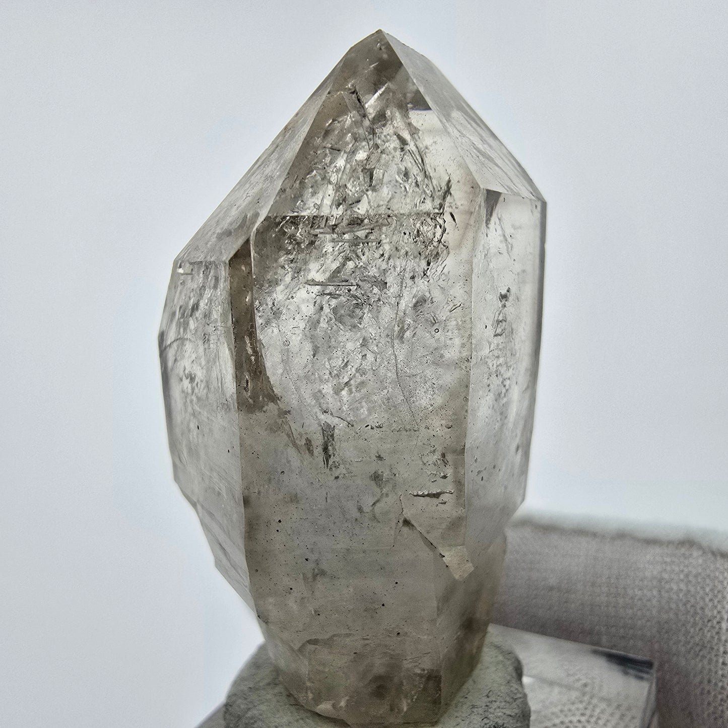 Enhydro Phantom Smoky Quartz Double Ended 1x Bubble Goboboseb, Namibia 47*26*22mm
