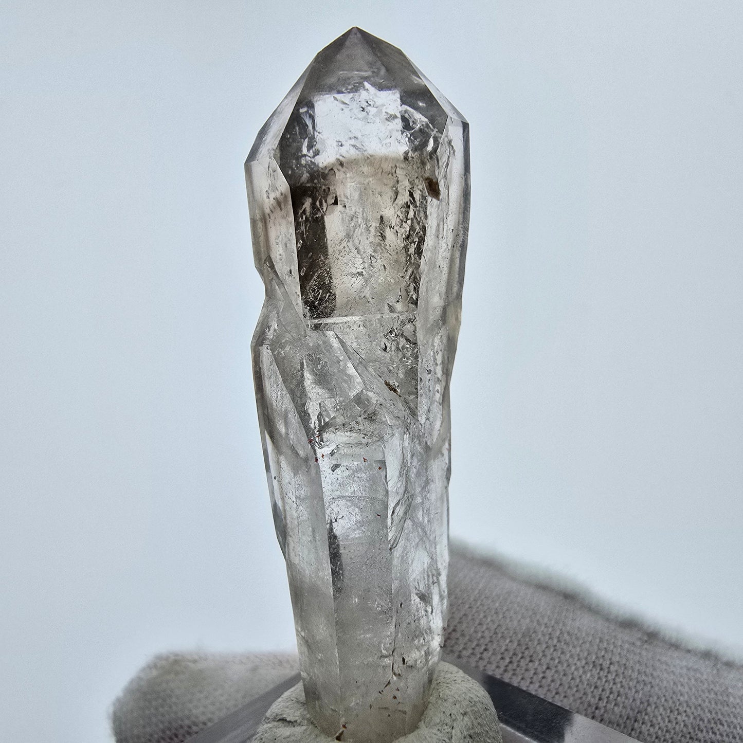 Enhydro Phantom Smoky Quartz Sceptre Tip 1x Bubble Goboboseb, Namibie 50*19*12mm