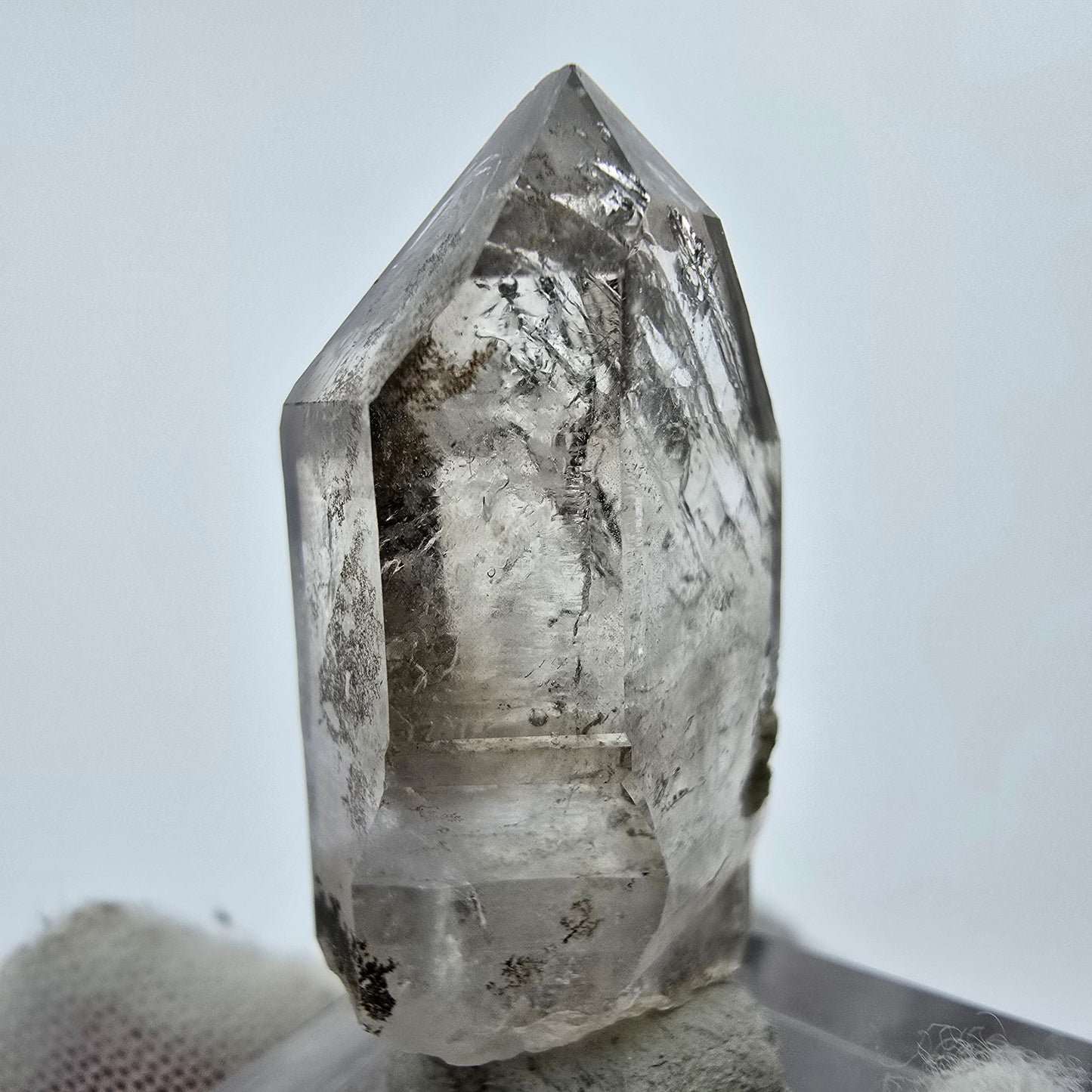 Enhydro Phantom Smoky Quartz Sceptre Tip 2x Bubble Goboboseb, Namibie 35*18*13mm