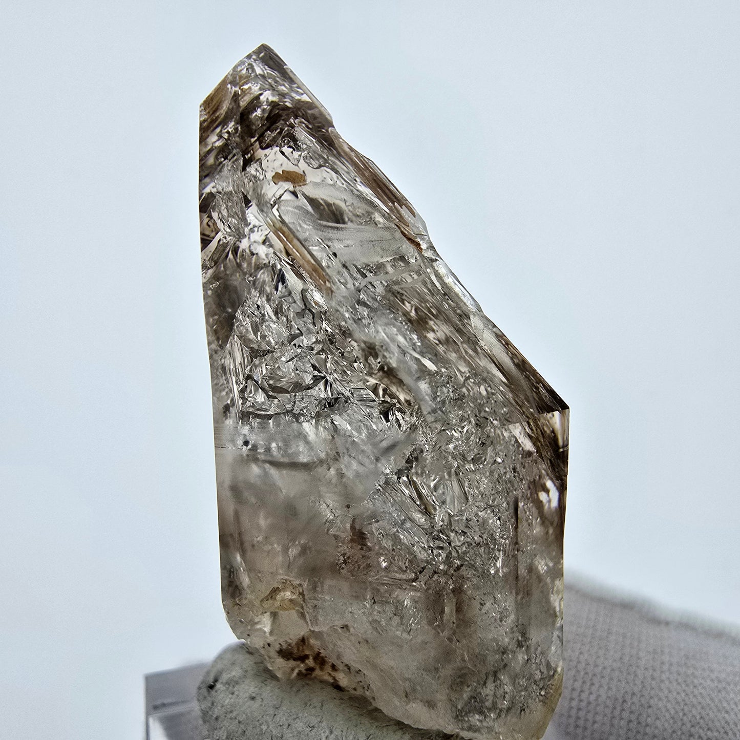 Große Phantom Rauchquarz Fenster Zepter Spitze Goboboseb, Namibia 47*29*20mm