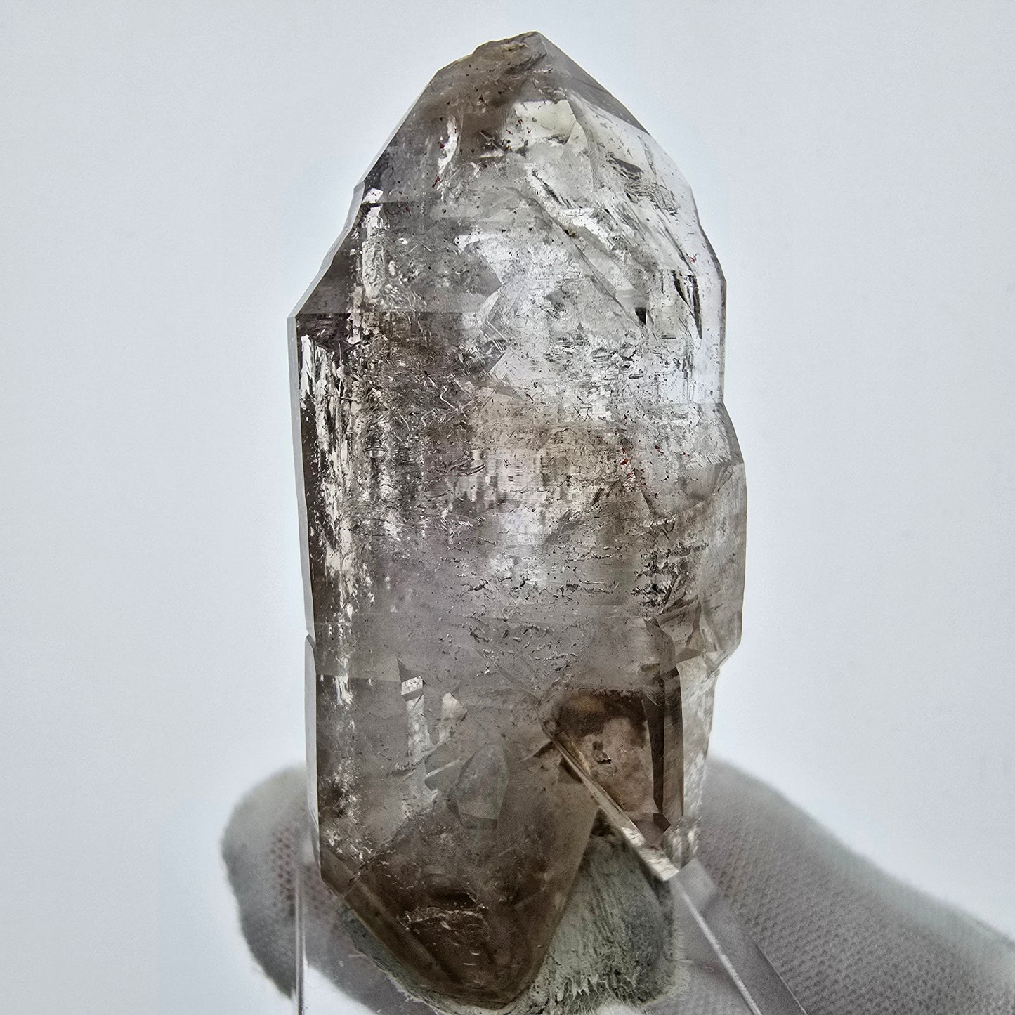 Enhydro Phantom Rauchquarz DT Zepter 3x Luftblase Goboboseb, Namibia 57*25*20mm