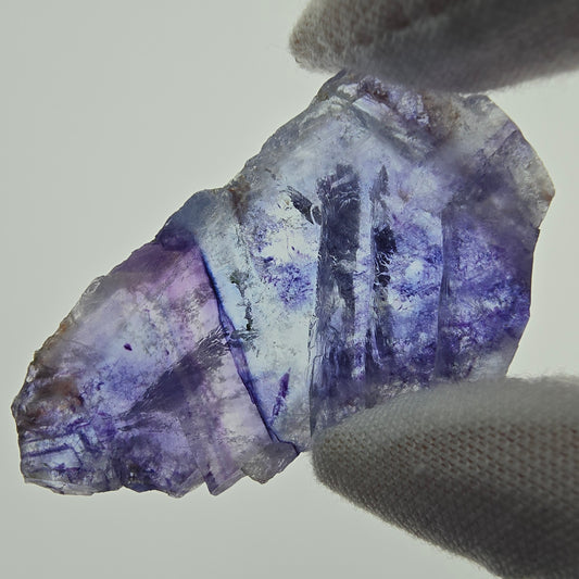 Rare tranche de fluorite fantôme violet bleu Okorusu, collection namibie 51*30*7mm