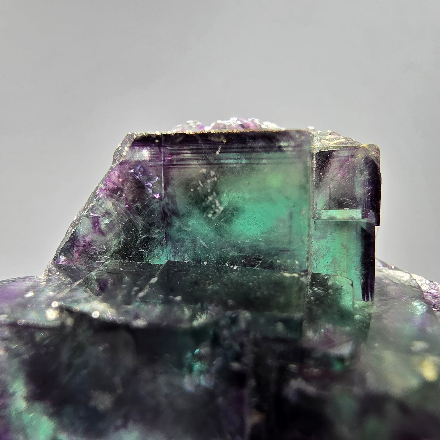 Seltene Phantom Fluorit Würfel Stufe Tie-Dye Pocket, Okorusu, Namibia 27*26*16mm