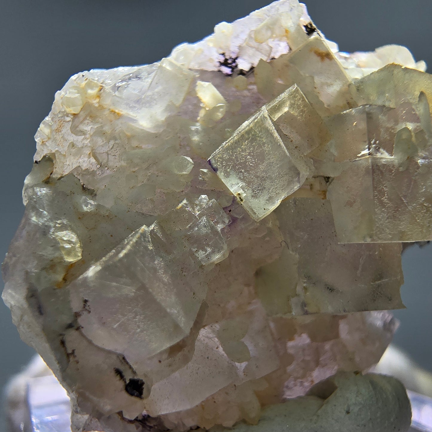 Seltene UV Phantom Fluorit Würfel, Quarz Stufe Brandberg, Namibia 37*31*15mm
